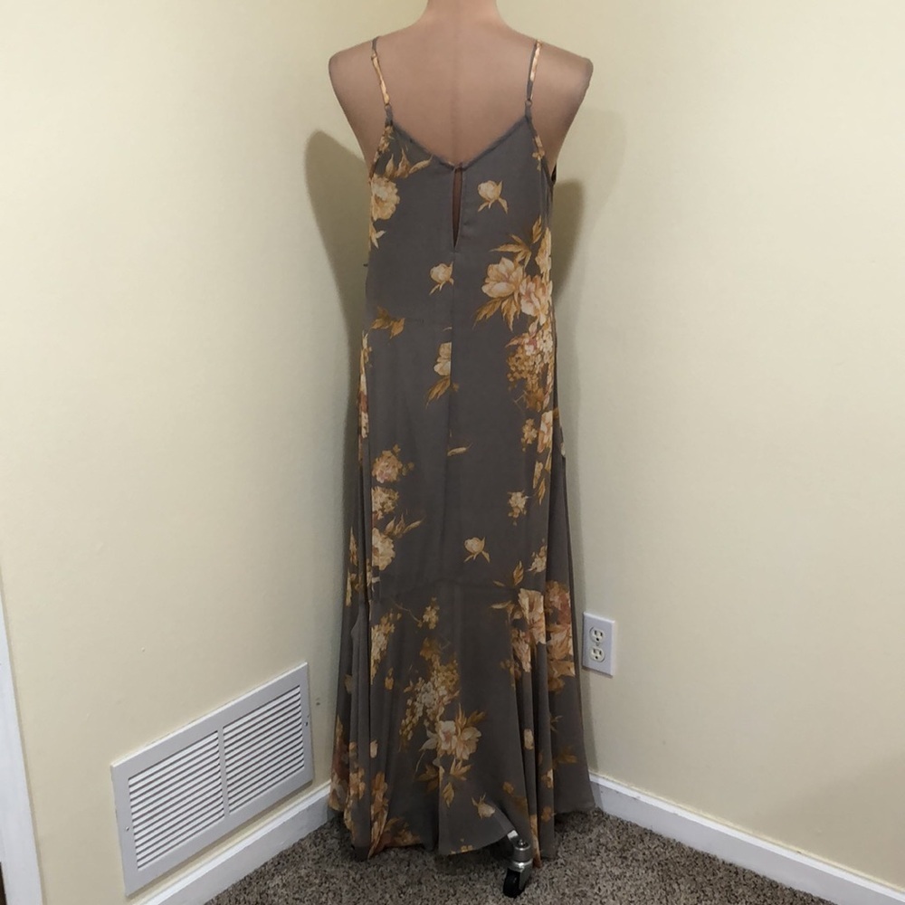 Lulu’s Feeling Freesia Grey Floral Print Maxi Dress Size Medium - Picture 4 of 9
